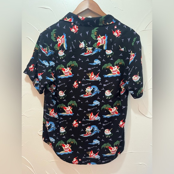 Denim and Flower Lets Beach Up Santa Short Sleeve Button Down Shirt SZ L - Picture 2 of 9